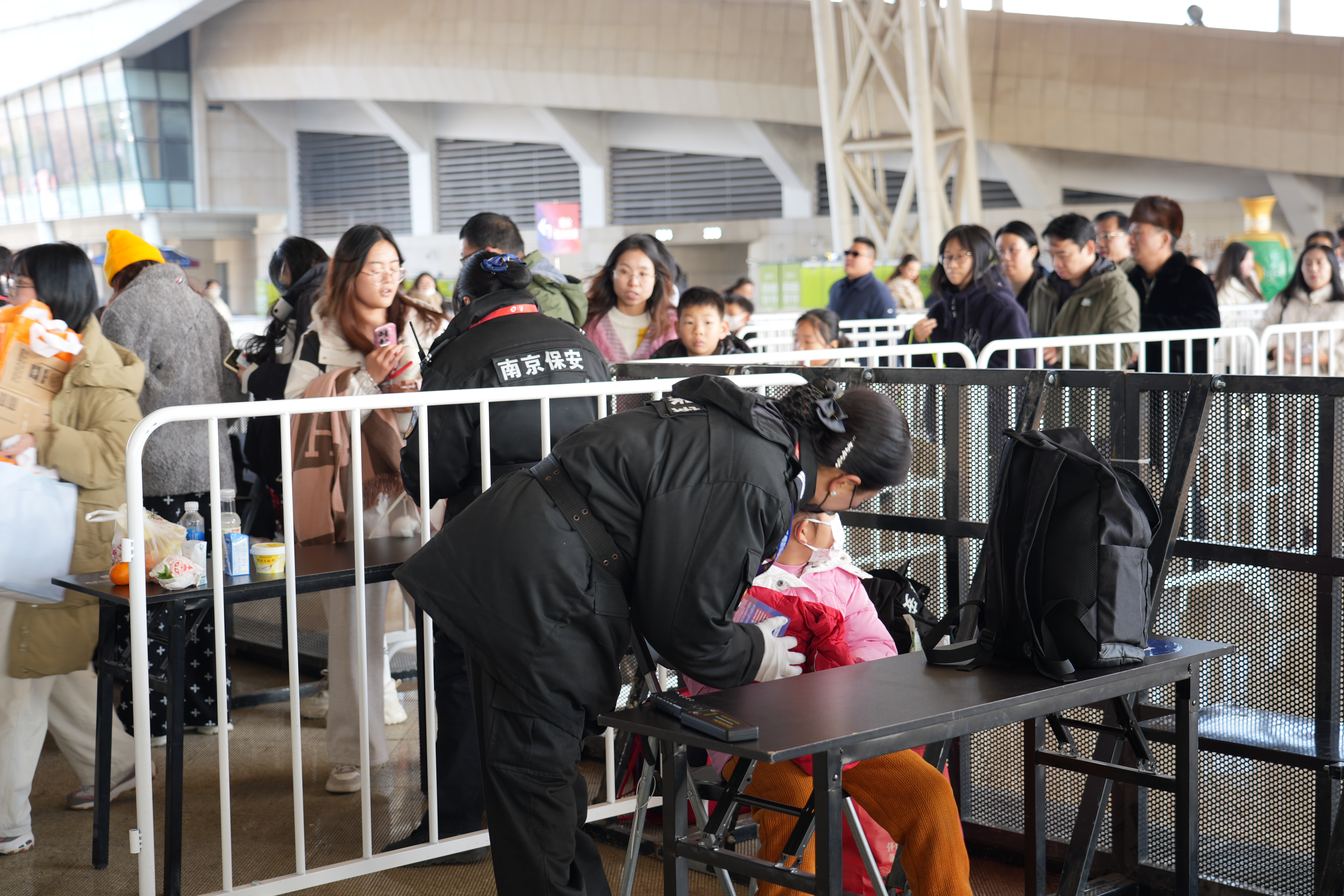 E:/25.12.10后 上傳網(wǎng)站留存/“安保鐵軍、硬核保障”2025系列報(bào)道四十一——乒超巔峰對(duì)決耀金陵 南京市保硬核護(hù)航筑平安/DSC06736.JPGDSC06736