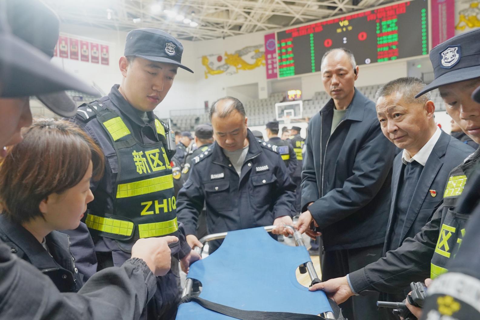 E:/25.12.10后 上傳網(wǎng)站留存/“保安衛(wèi)士”護(hù)航，熱血燃賽場！——南京市保安服務(wù)有限公司大廠分公司保障WCBA女籃聯(lián)賽激情開燃/照片/微信圖片_20251210133623_254_1.jpg微信圖片_20251210133623_254_1