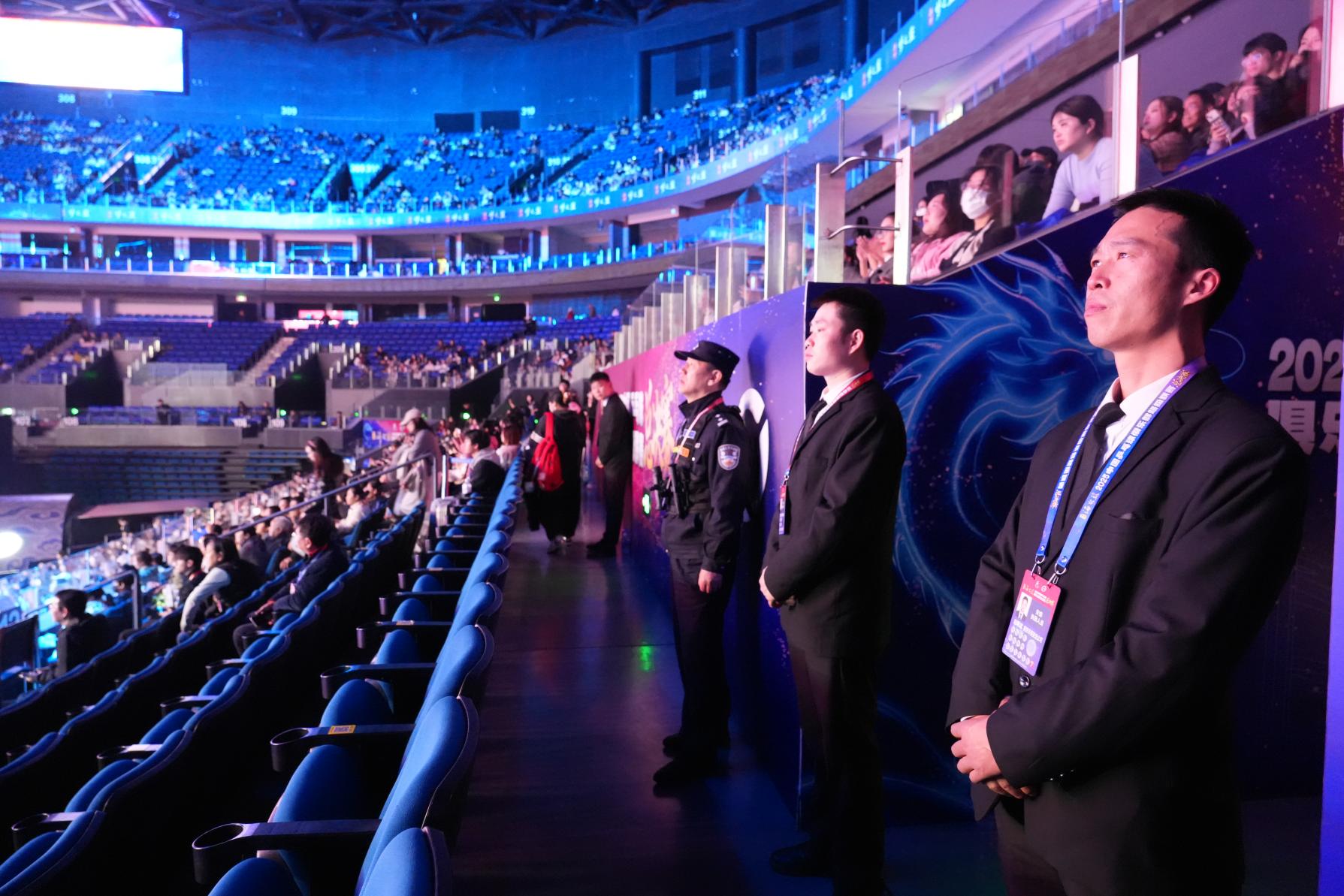 E:/25.12.10后 上傳網(wǎng)站留存/“安保鐵軍、硬核保障”2025系列報(bào)道四十一——乒超巔峰對(duì)決耀金陵 南京市保硬核護(hù)航筑平安/DSC06900.JPGDSC06900